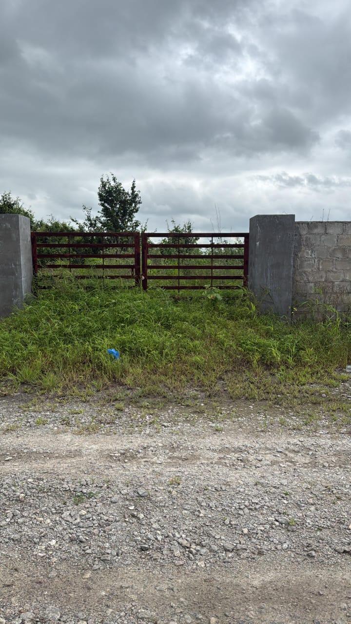 7000 Sq. Yards Open Plot image 3