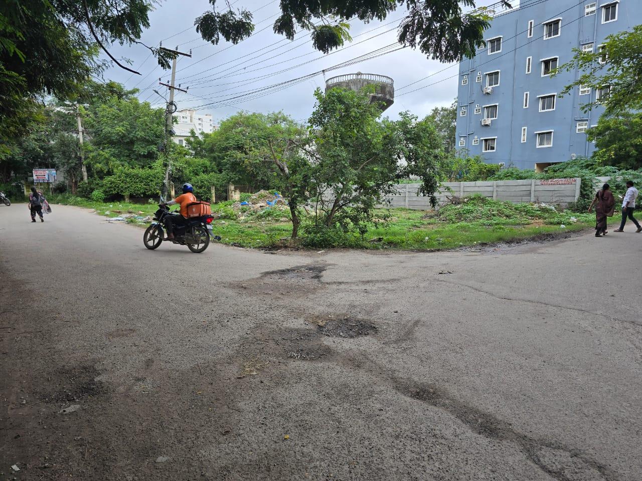 400 Sq. Yards Plot with 3-Side Road Access image 2
